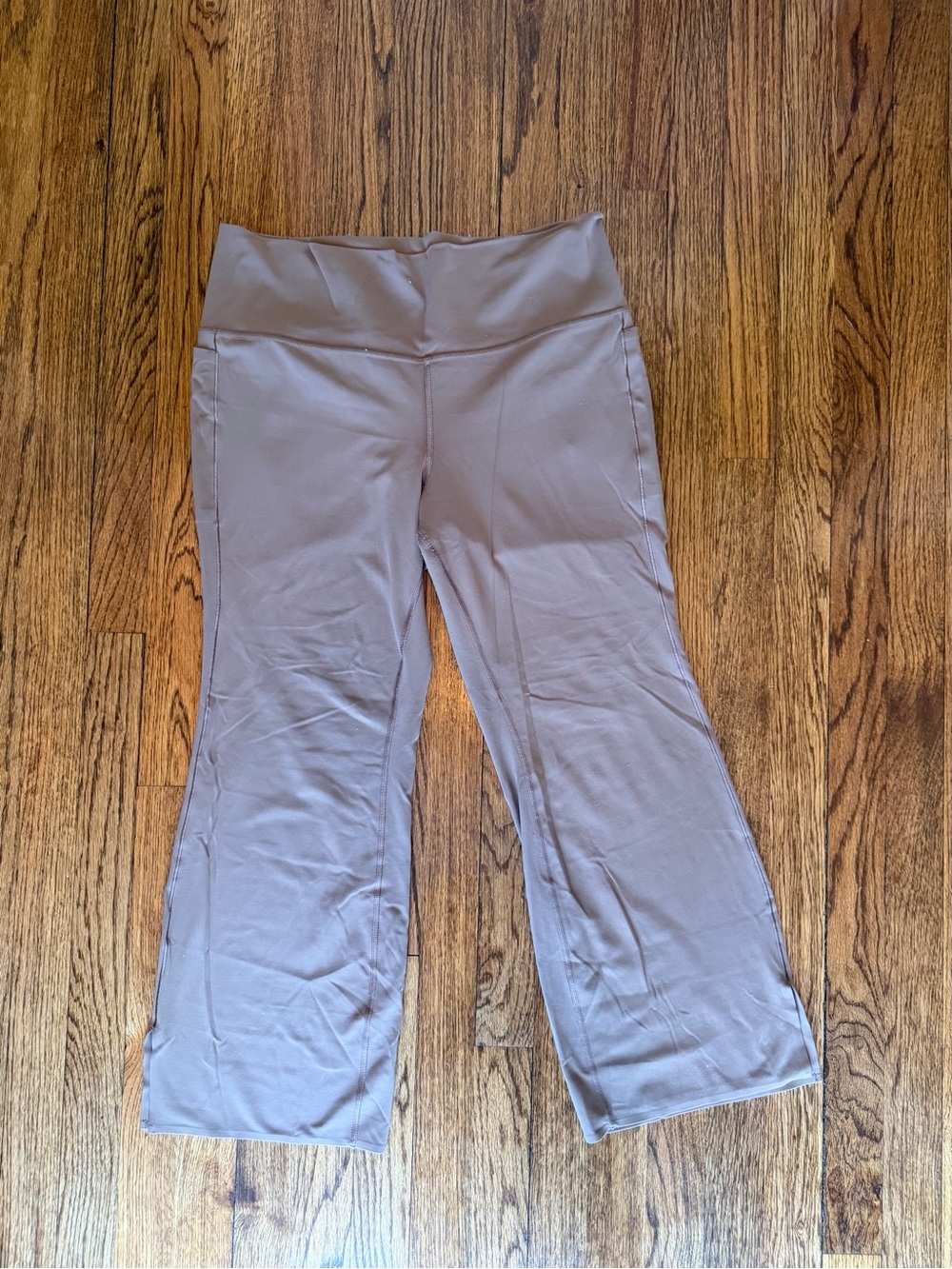 Athleta Transcend Stash Crop Straight Leg